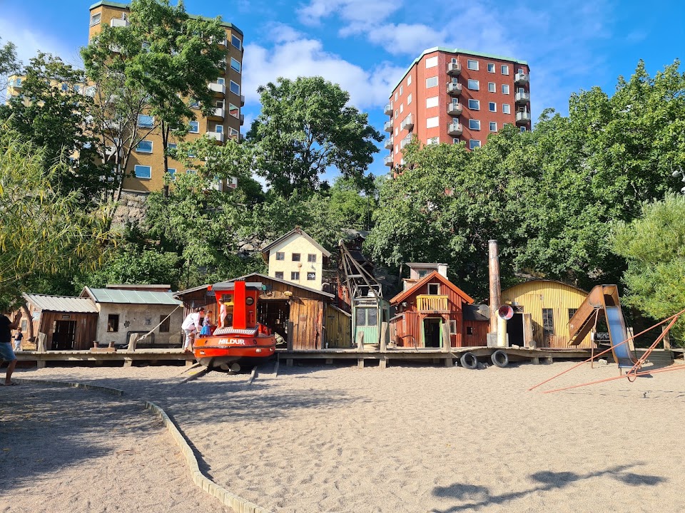2-Day Parks & Playgrounds Adventure in Stockholm