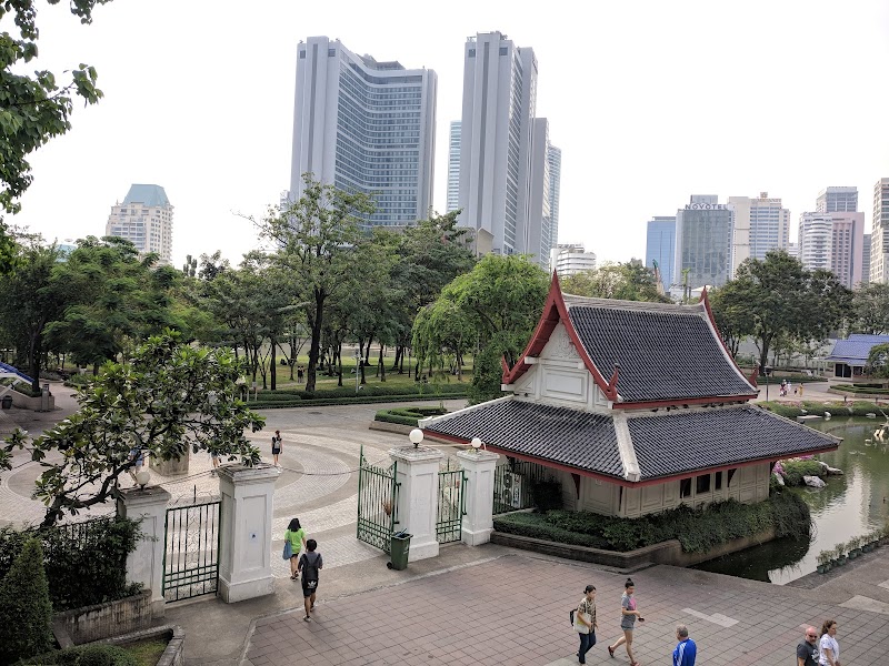 Benchasiri Park