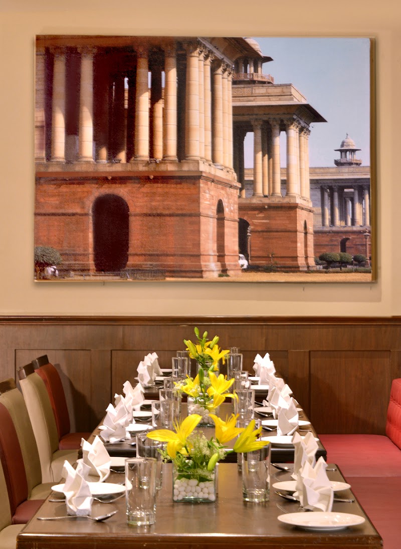 Gulati Restaurant, Pandara Road
