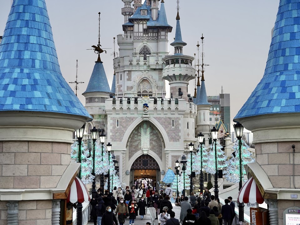 Lotte World Adventure